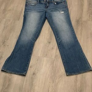 Woman’s Size 12 American Eagle Slim Boot cut